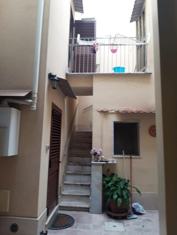 Casa Ale Bed & Breakfast Brindisi Exterior photo